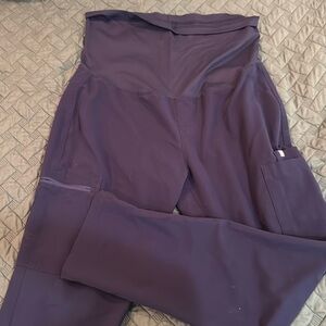 Figs maternity scrubs - size Large.